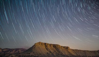 开云官方-西班牙网球小将爆冷晋级四强，年终赛制造黑马奇迹，西班牙男子网球名将的名字