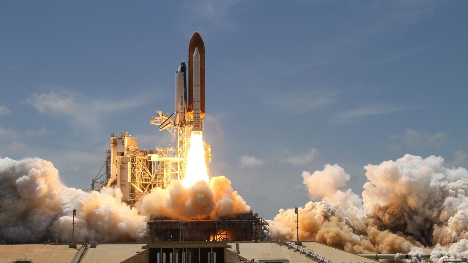 开云中国大陆-英超最激烈对决：悬念升腾，精彩纷呈！，英超敌对关系