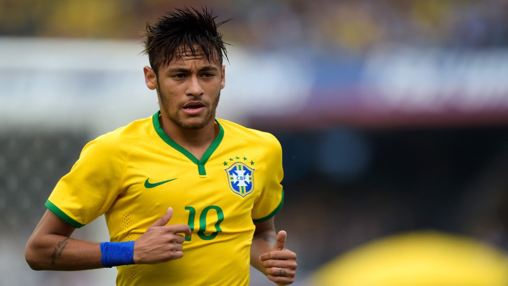 _城市空中桥奔跑：创新运动新体验_，空中路桥